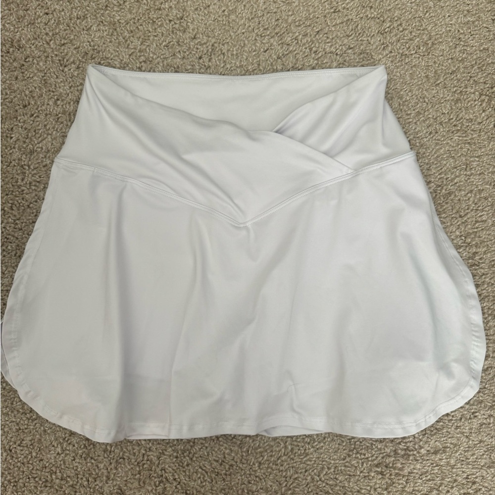 white tennis skirt